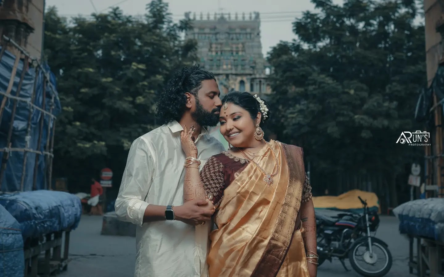 Traditional couple photography